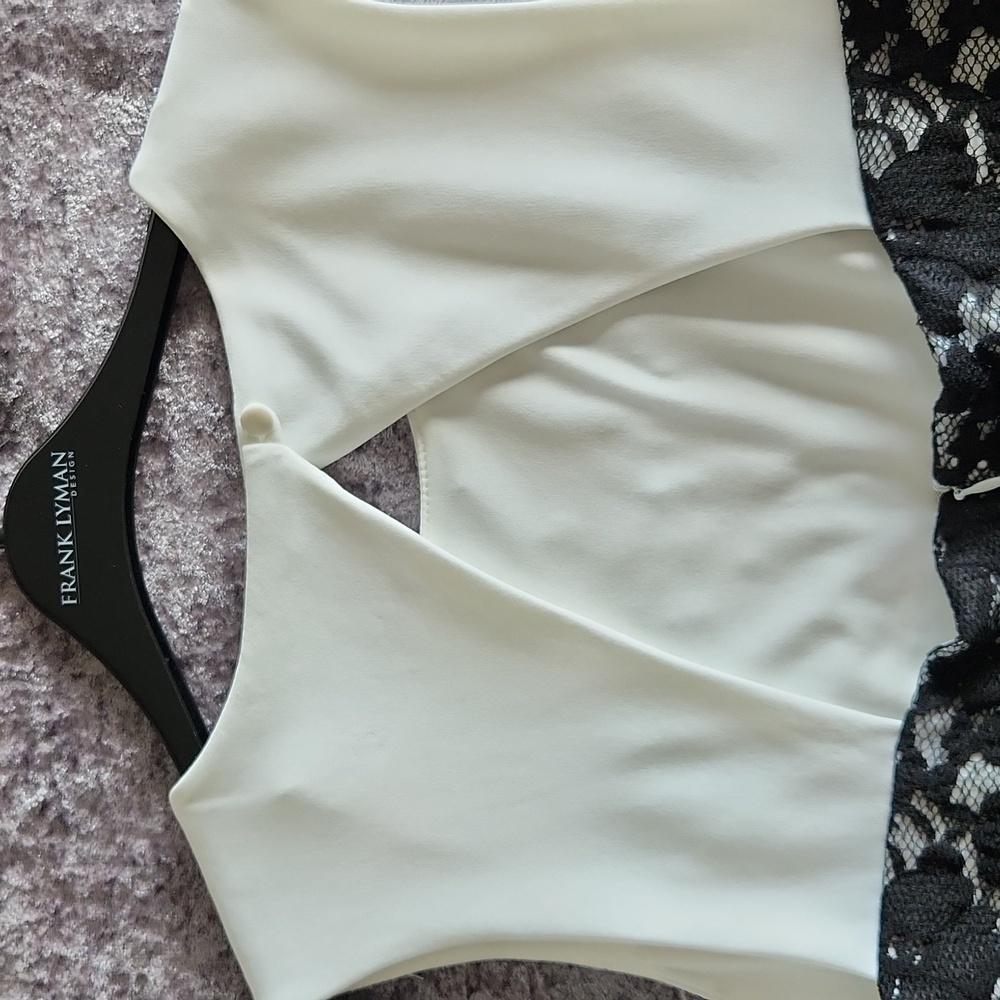 Frank Lyman Elegant Black And White Lace Dress With Keyhole Back - Picture 4 of 5